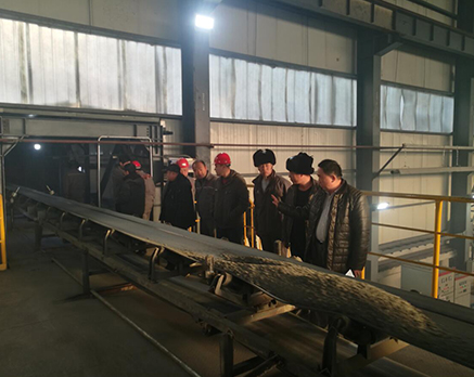 ����ҵ��ؿ�������׫30�����Ǧп��ʯ��Ŀѡ������Ͷ���Գ�Բ���ֳ�